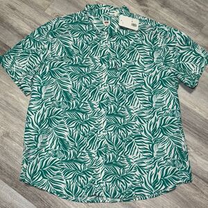 Levi's Green Floral Short Sleeve Button-up Shirt‎ Size 2XL Casual Standard Fit